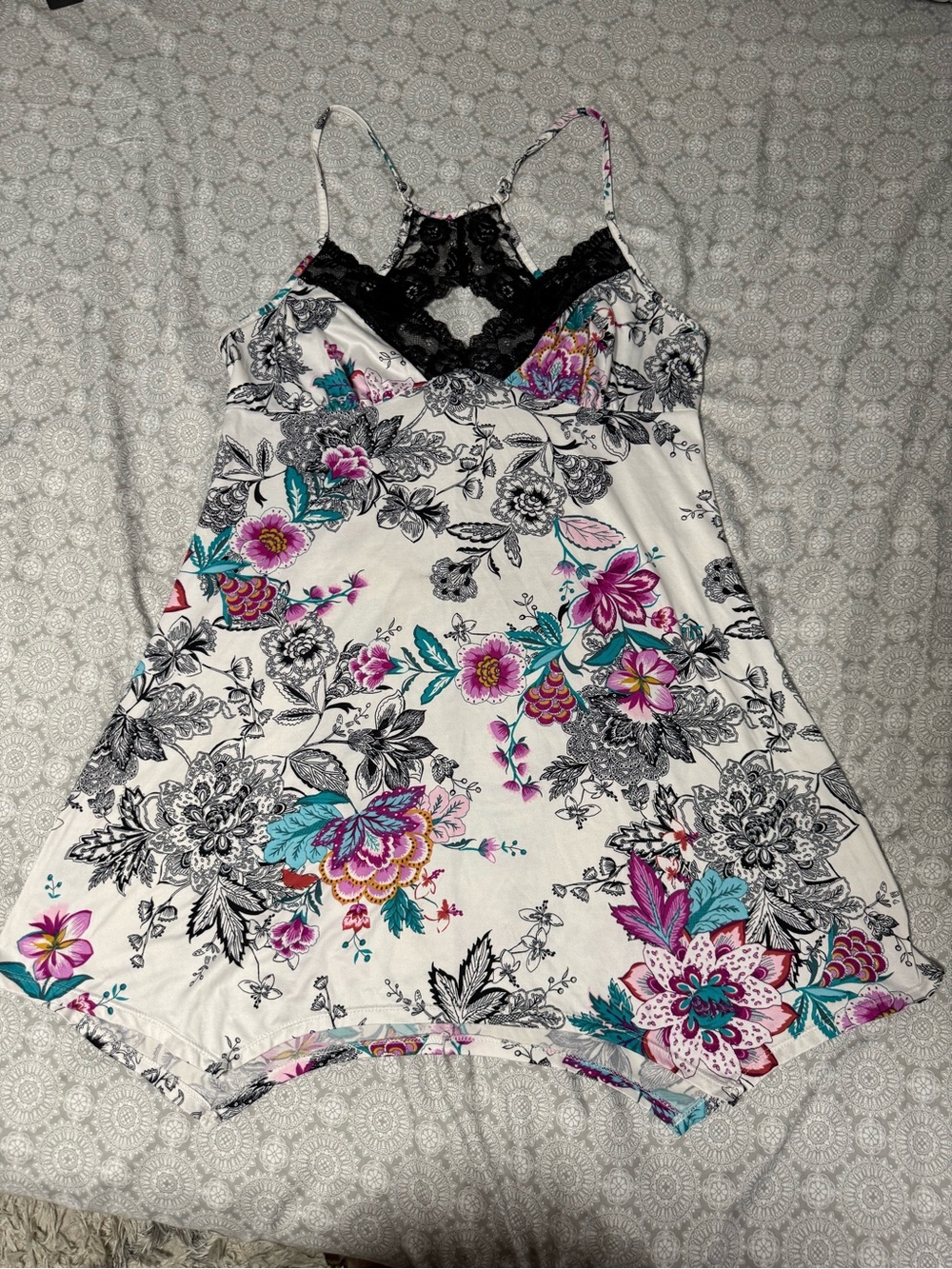 Secret Treasures White Floral Lace-Trim Chemise with Pink & Teal Accents